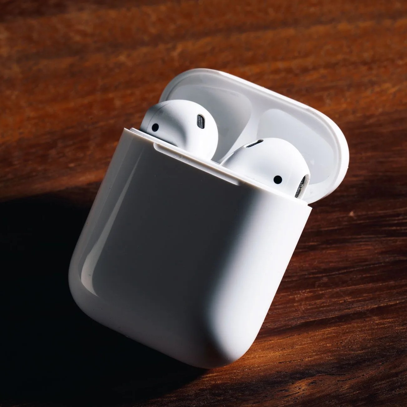 airpods gear patrol ambiance 2