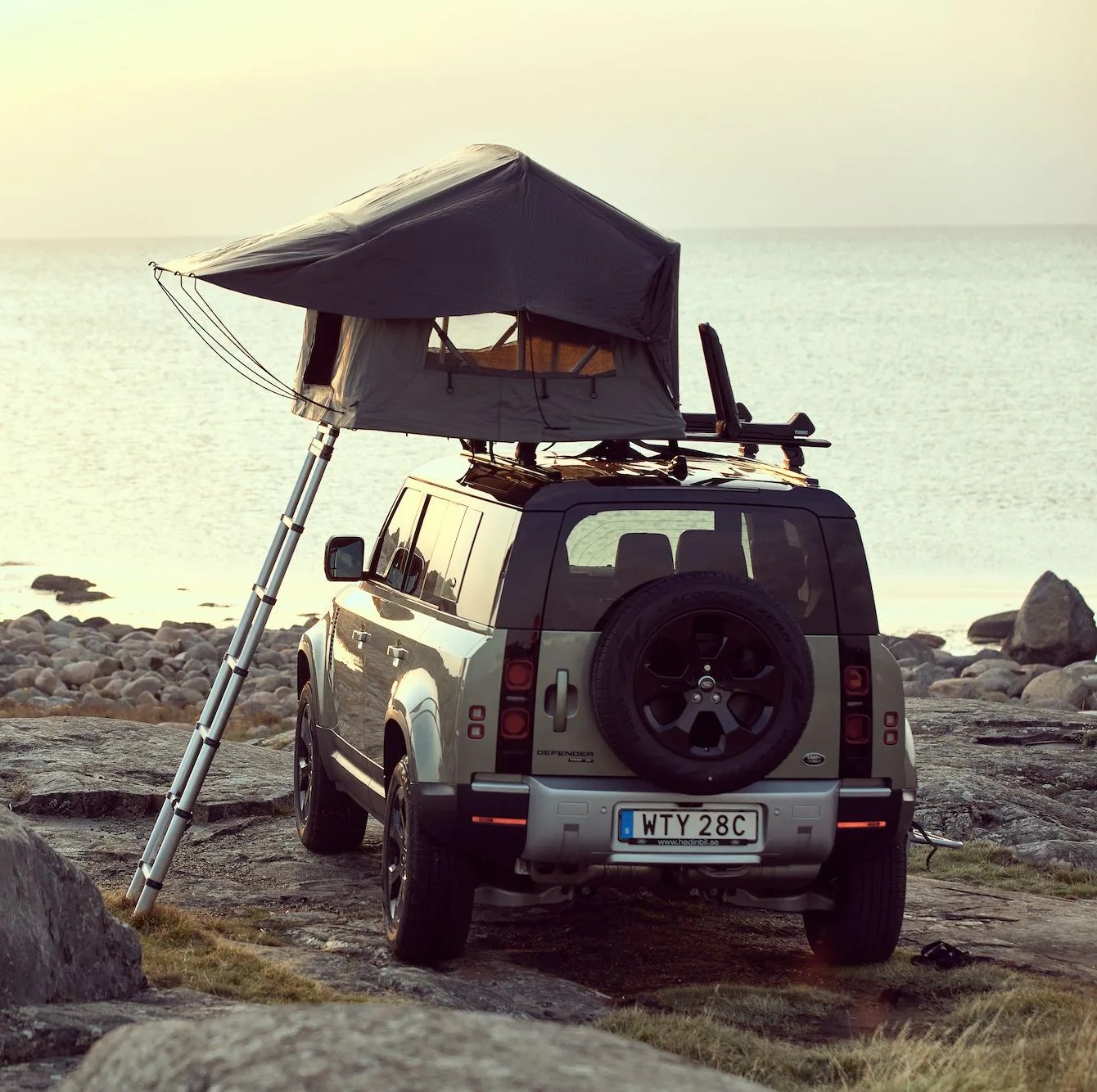thule tepui foothill rooftop tent