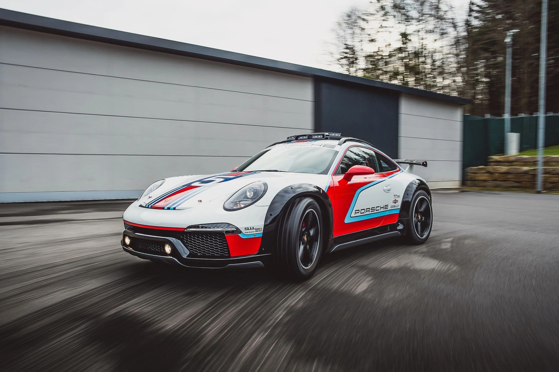 porsche 911 vision safari