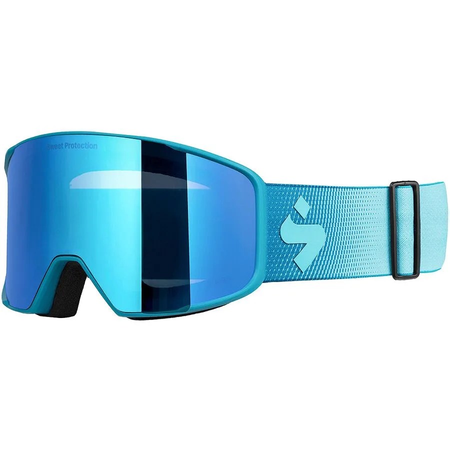 blue ski goggles