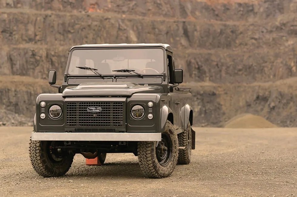 commonwealth classics defender