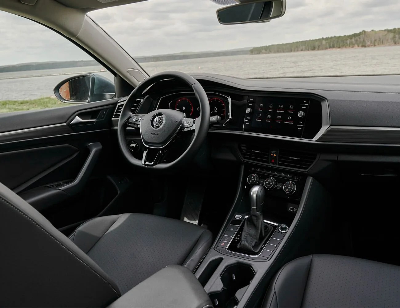 2020-Volkswagen-Jetta-Review-gear-patrol-ambiance-1
