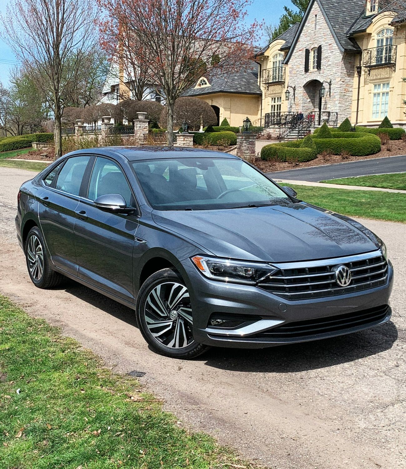 2020-Volkswagen-Jetta-Review-gear-patrol-ambiance-2