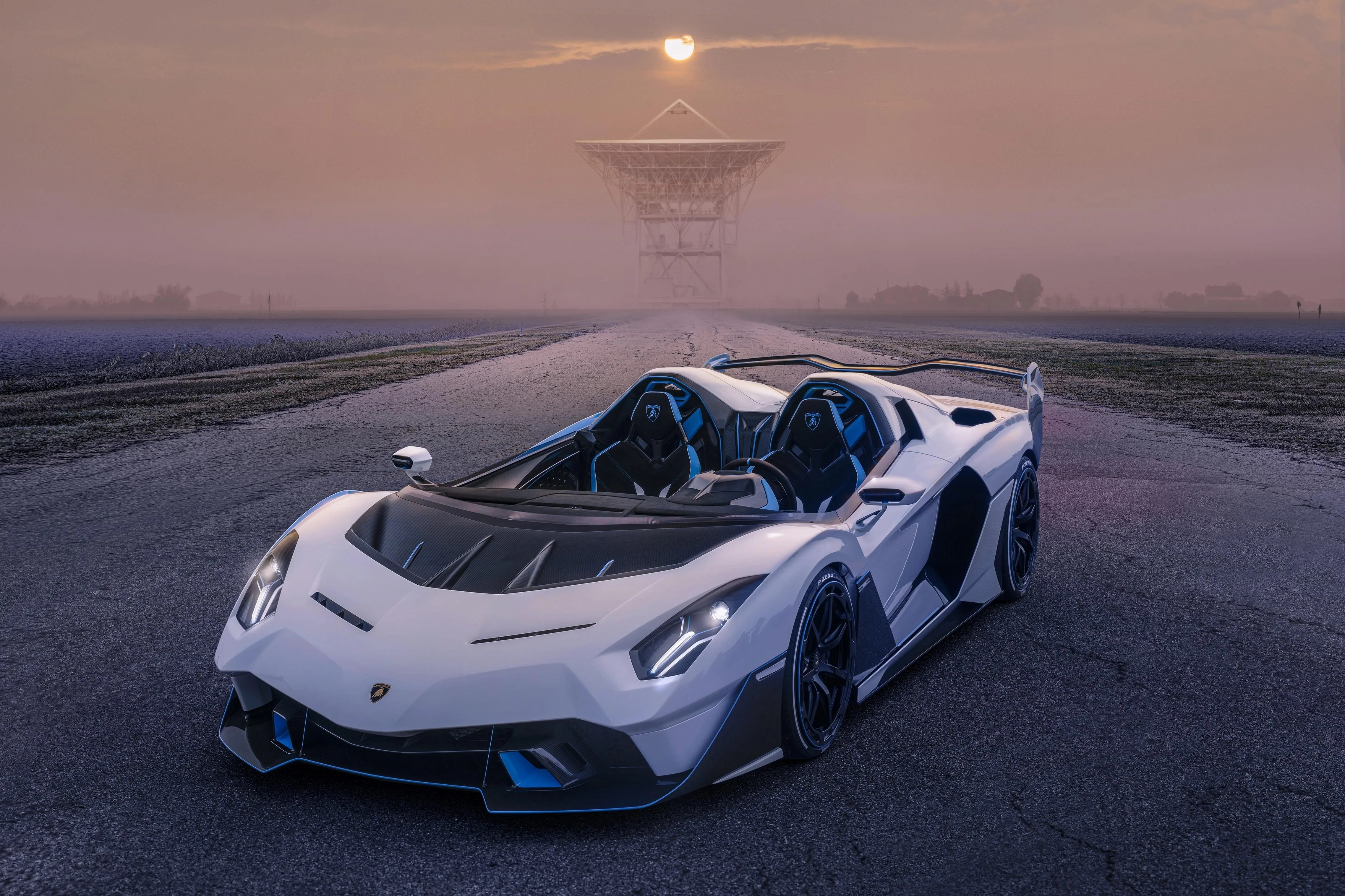 lamborghini roadster aventador
