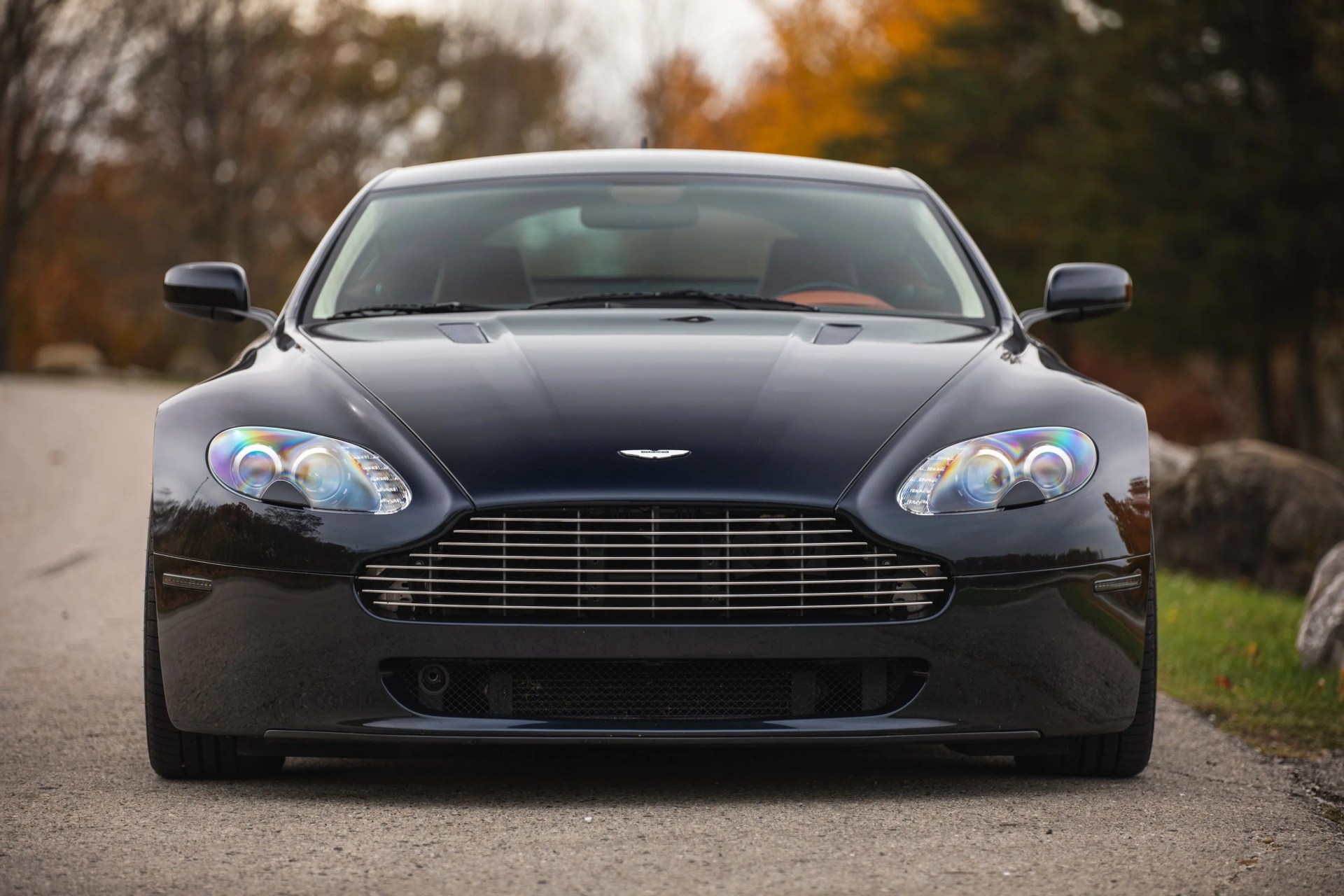 aston martin vantage