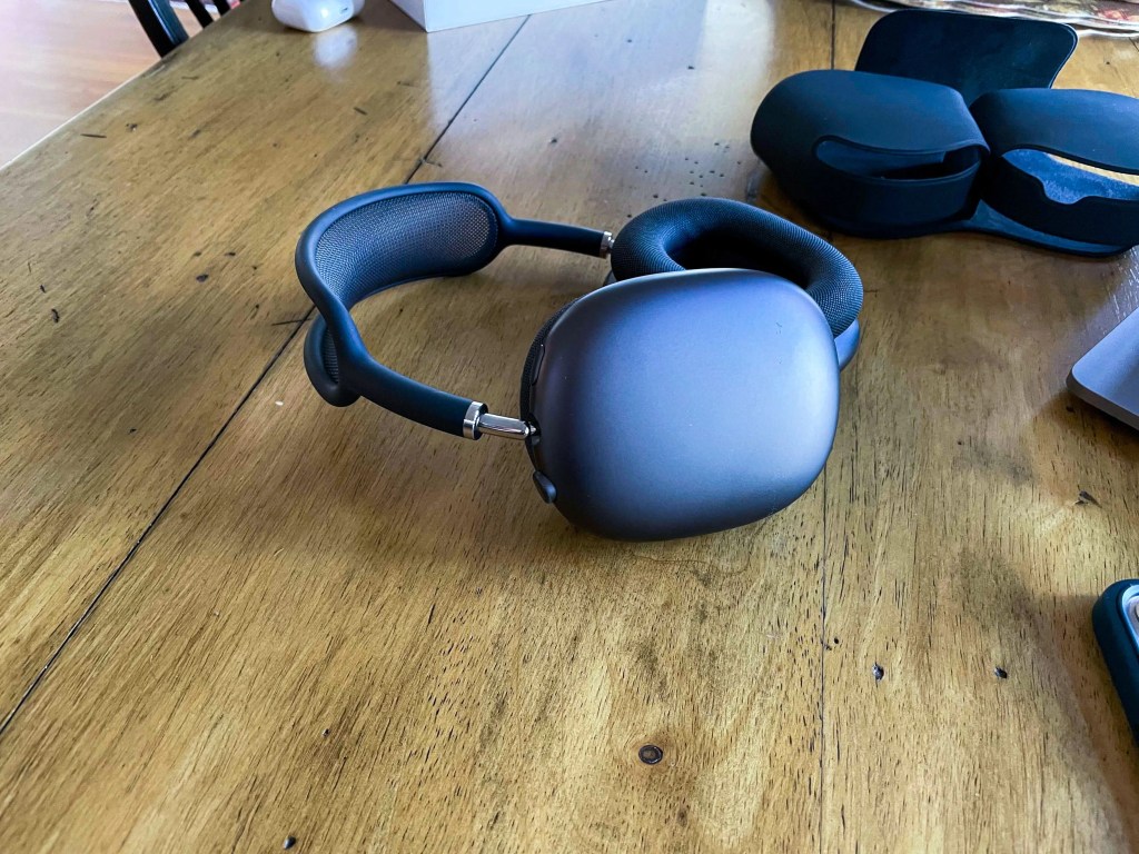 airpods max