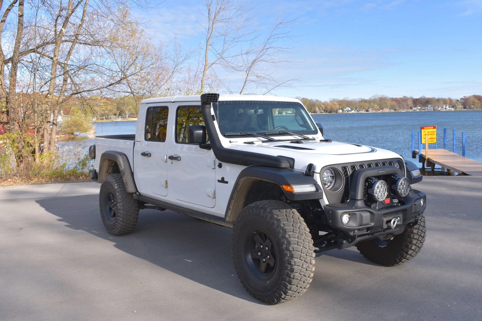 aev jeep gladiator