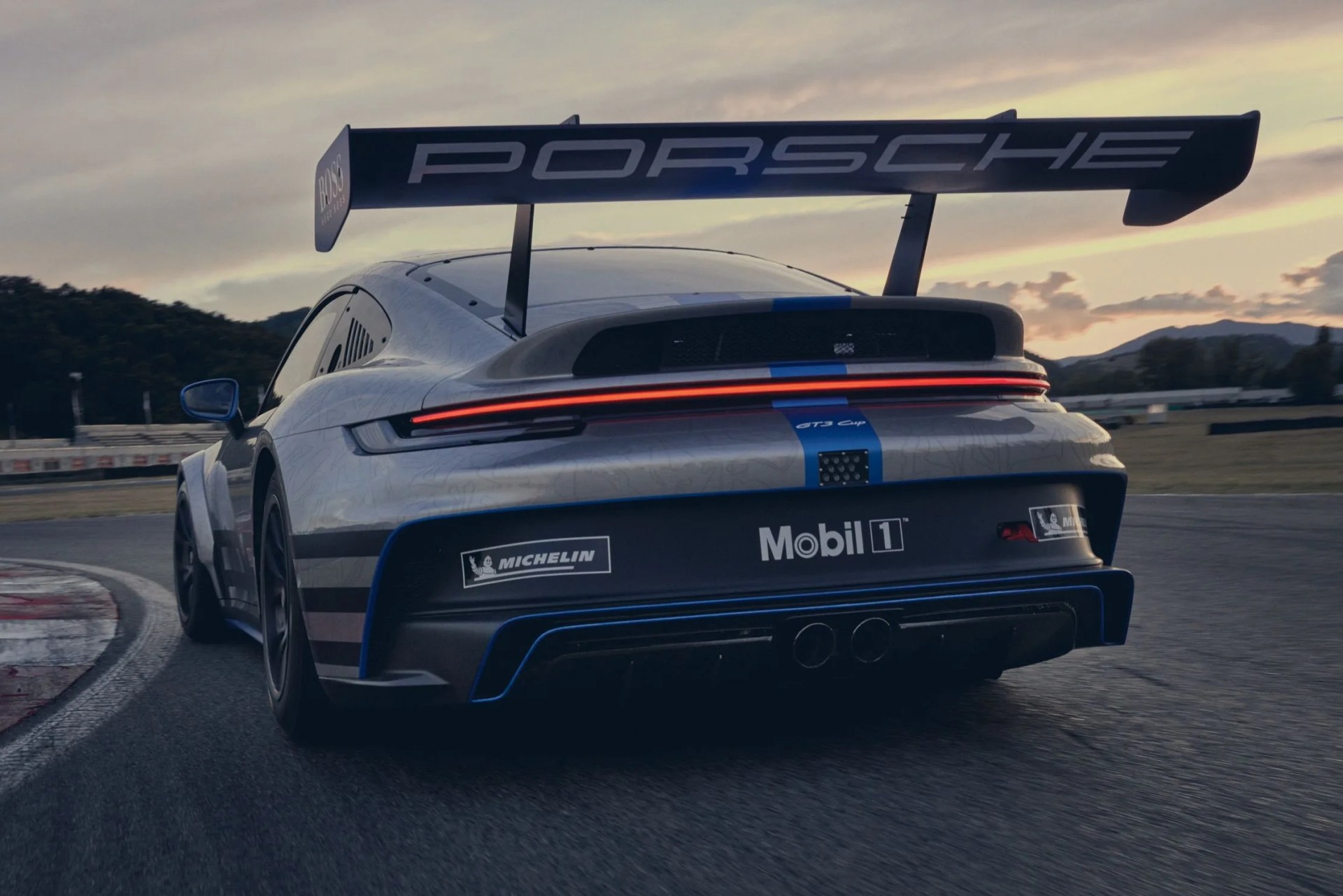 porsche 911 gt3 cup