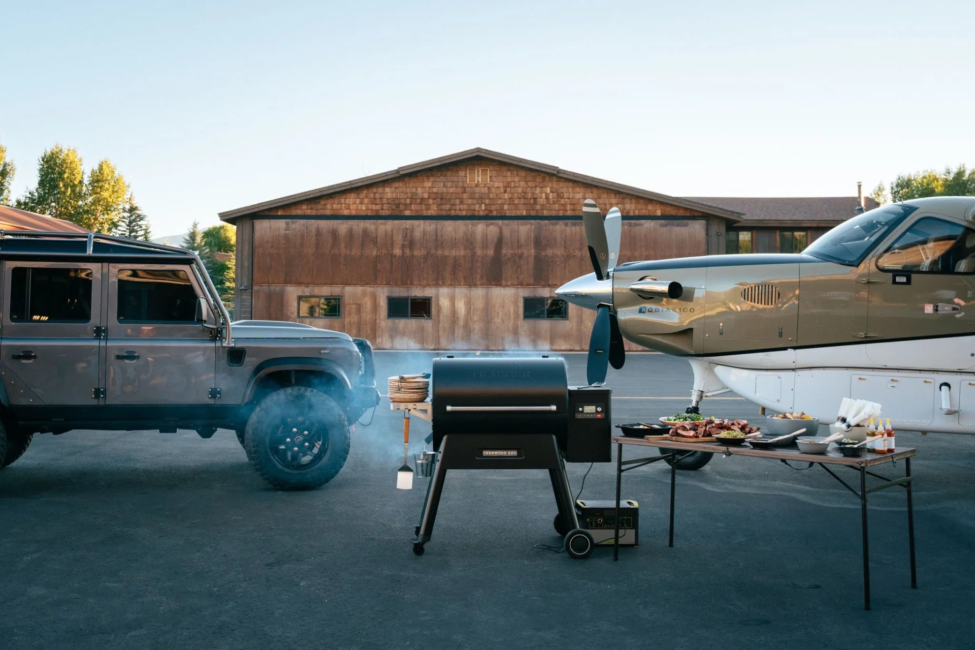 himalaya defender and kodiak plane