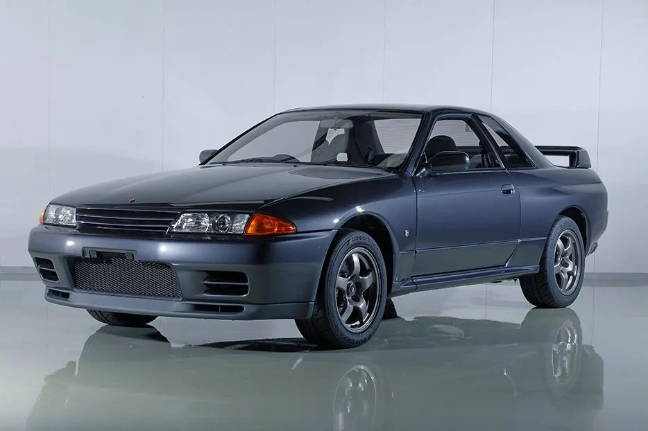 nissan skyline gt r