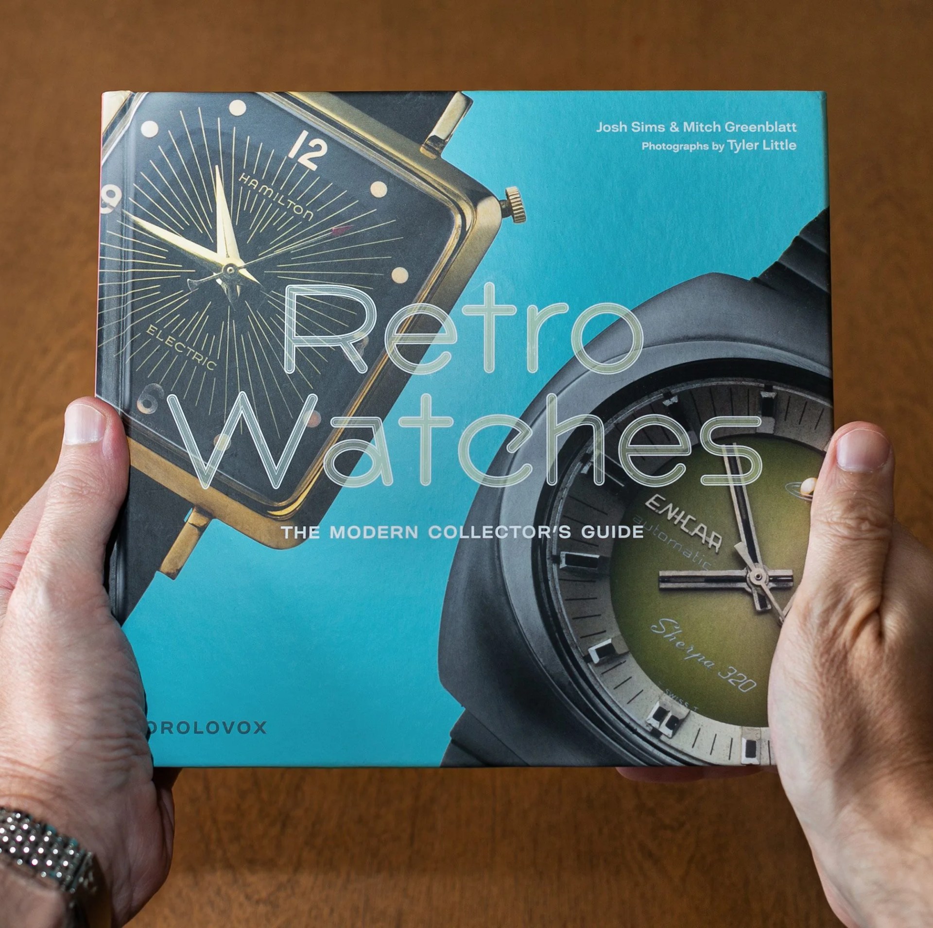 retro watches book review