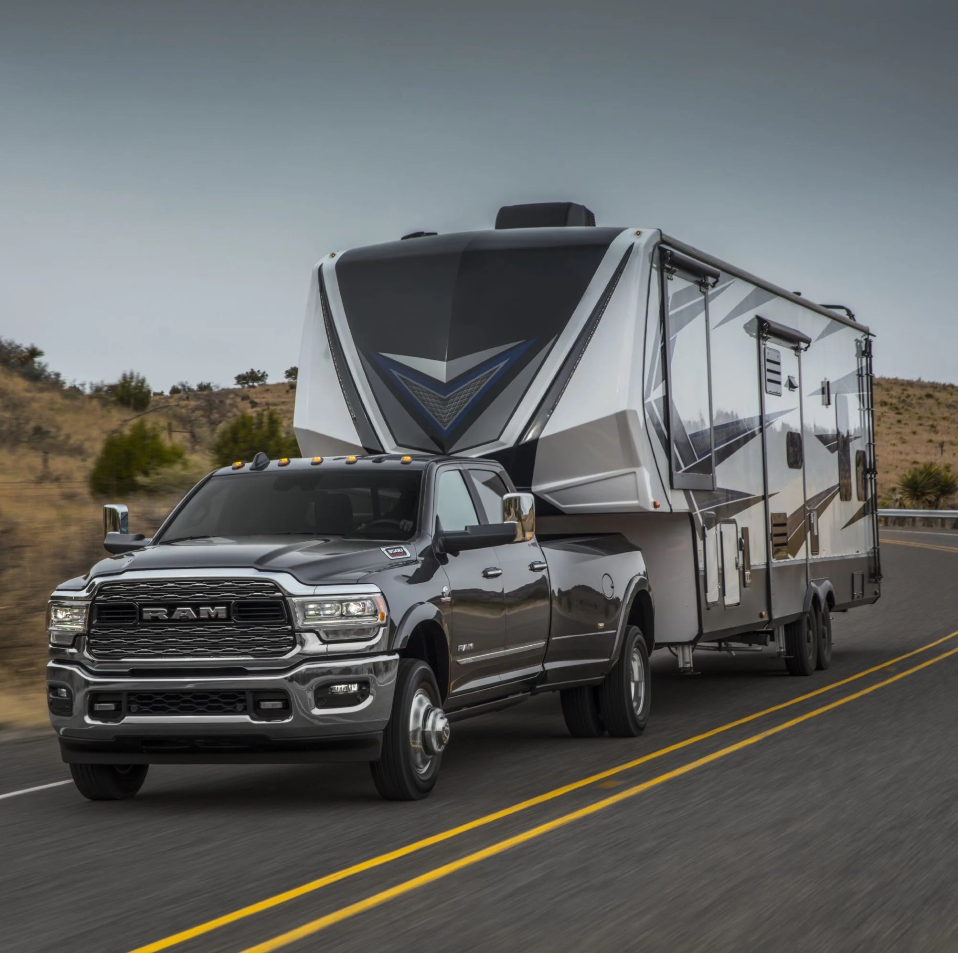 2021 ram 3500 heavy duty limited crew cab dually