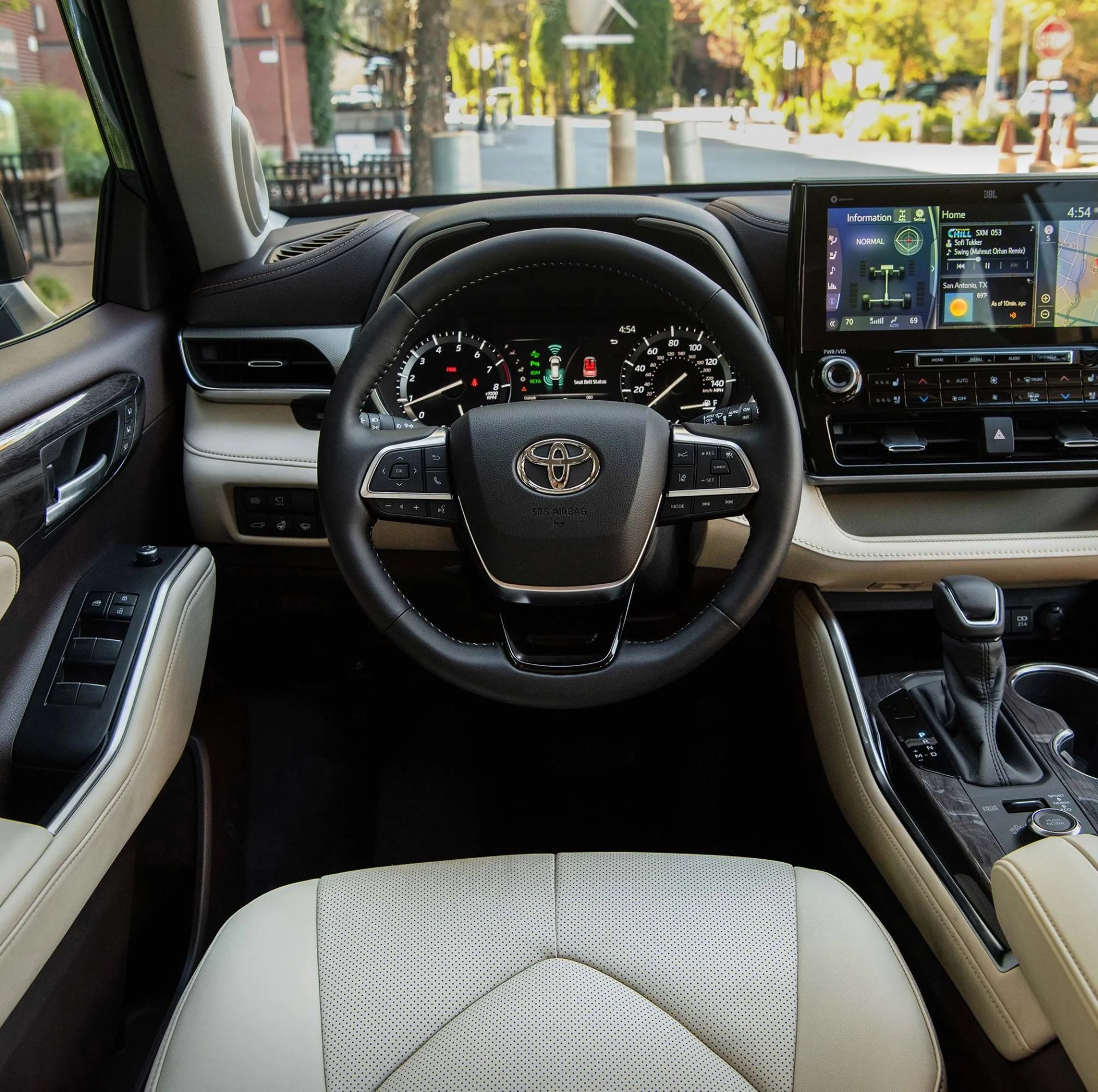 toyota highlander review