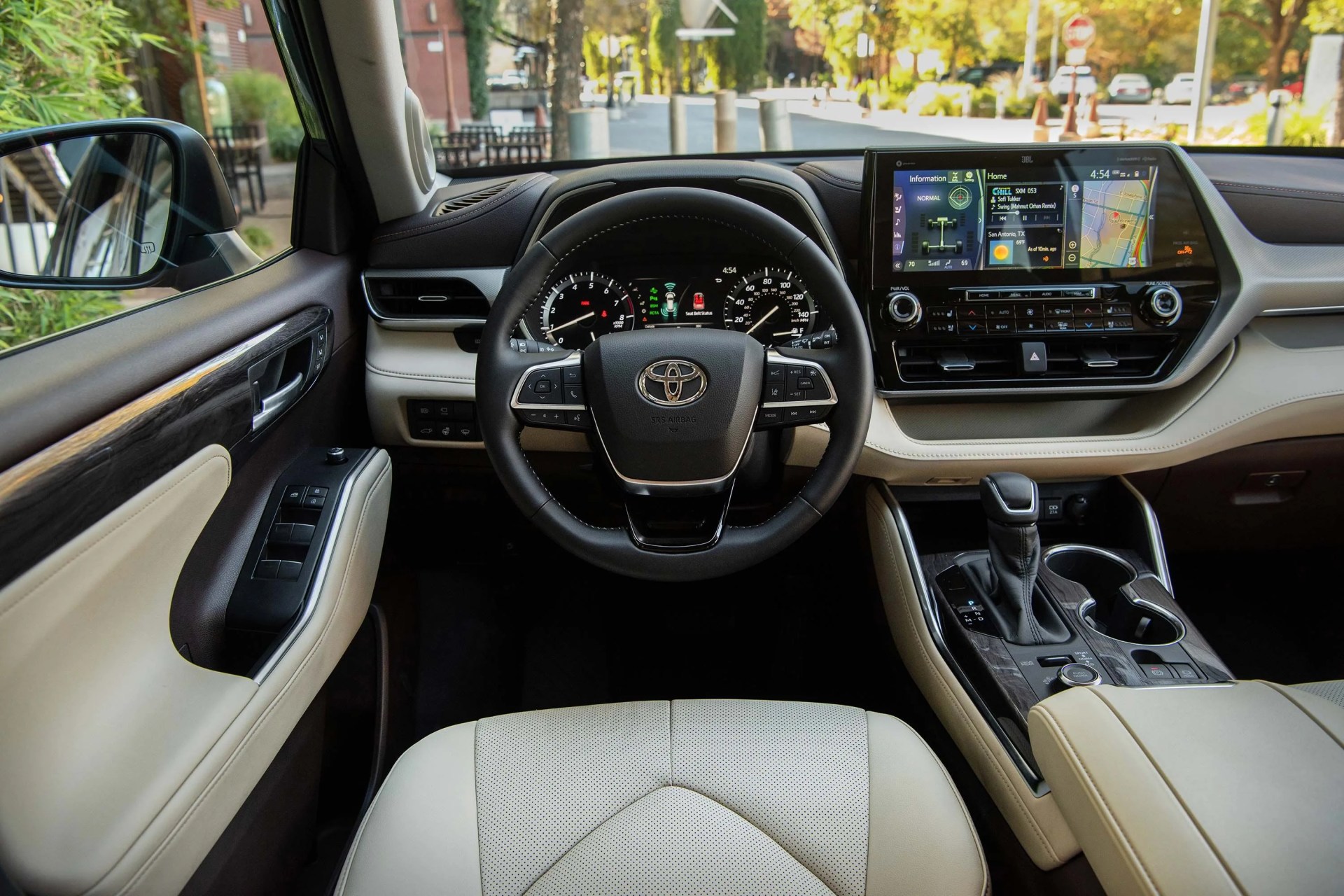 toyota highlander review