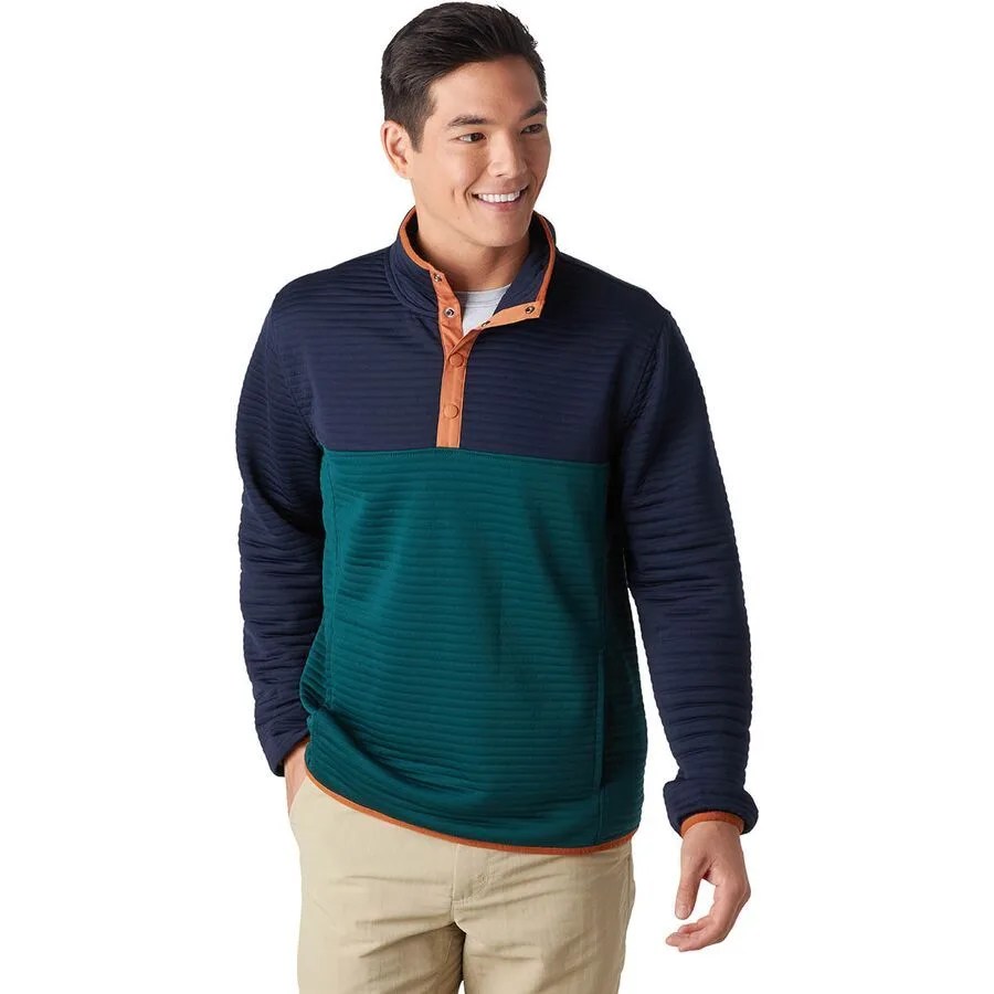 pullover sweatshirt