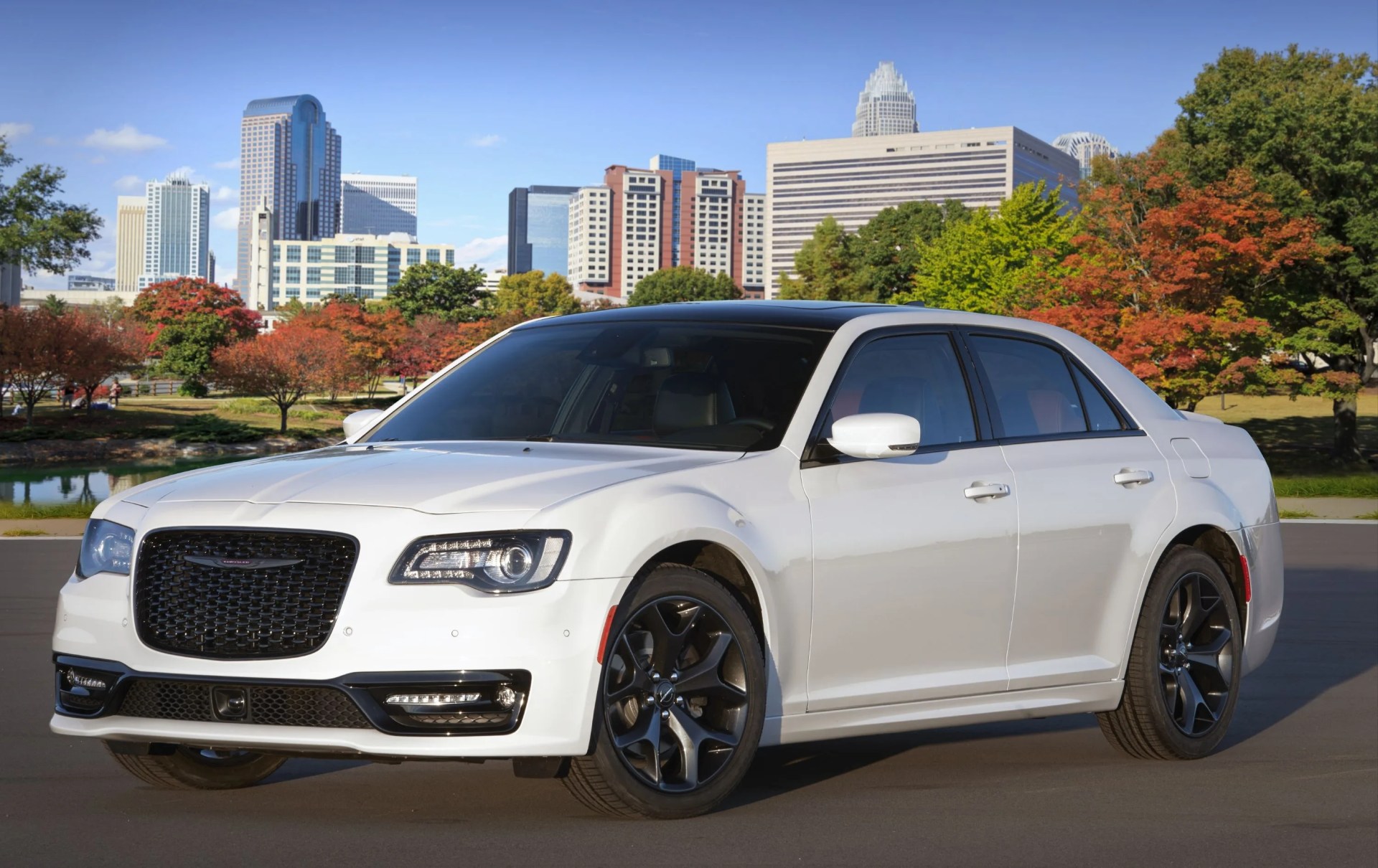 2020 chrysler 300 with red s appearance