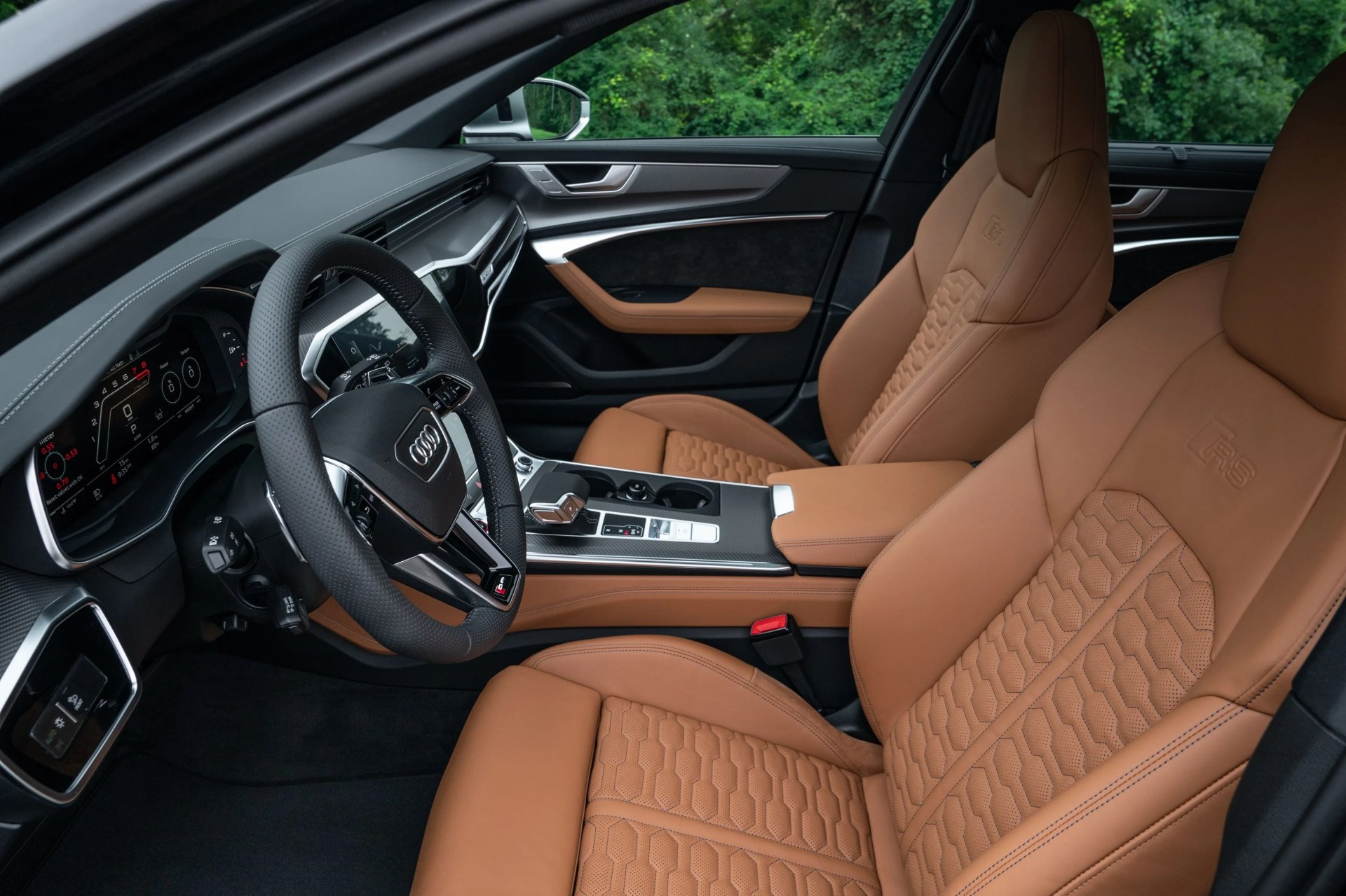 audi rs 6 avant interior
