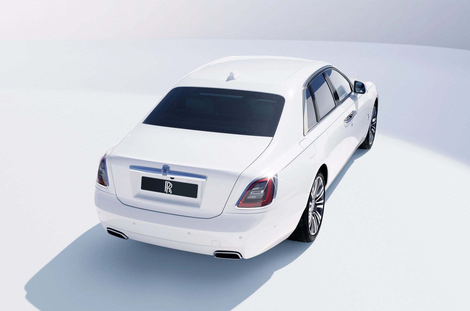 rolls royce ghost new 2021