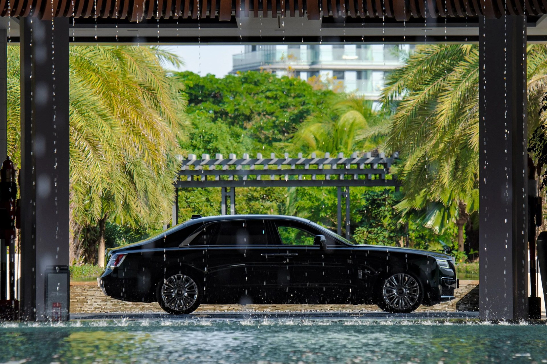 rolls royce ghost new 2021