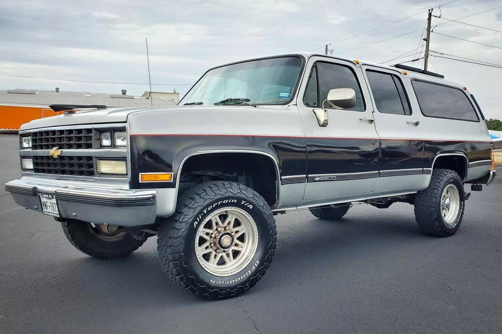1989 chevrolet suburban 2500 camper van