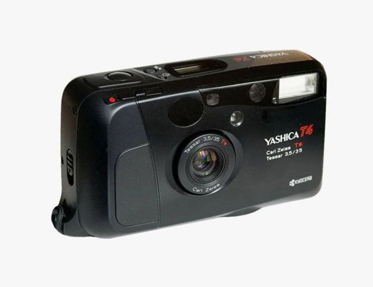 Yashica T4