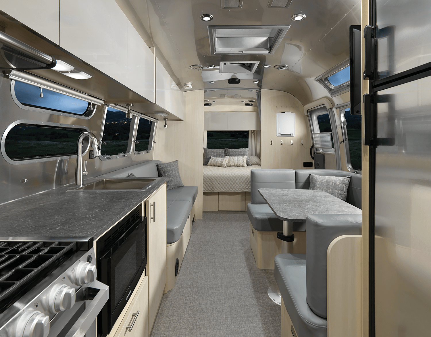 airstream flying cloud home office