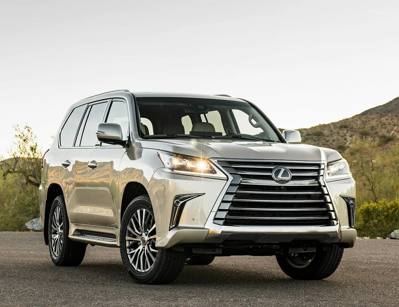 lexus lx gear patrol