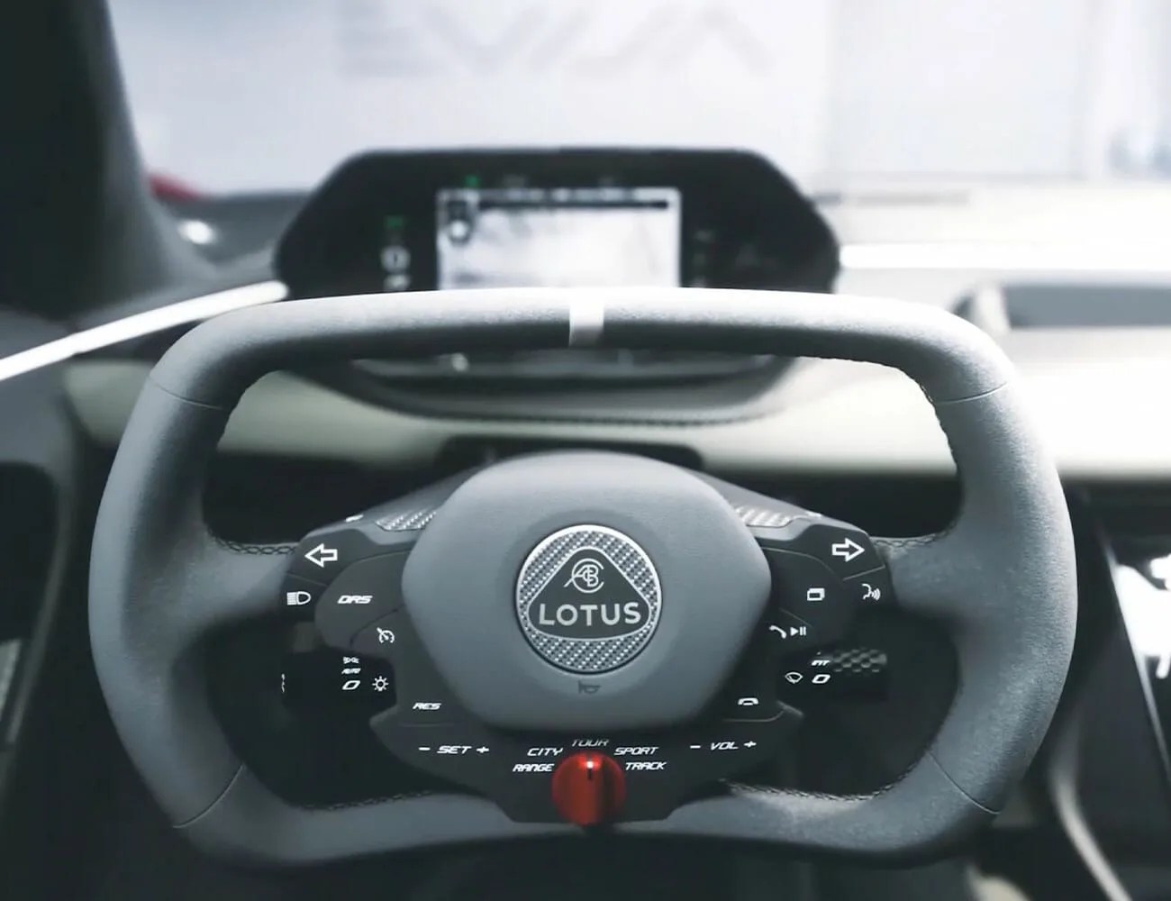 car-logos-gearpatrol-lotus-option2