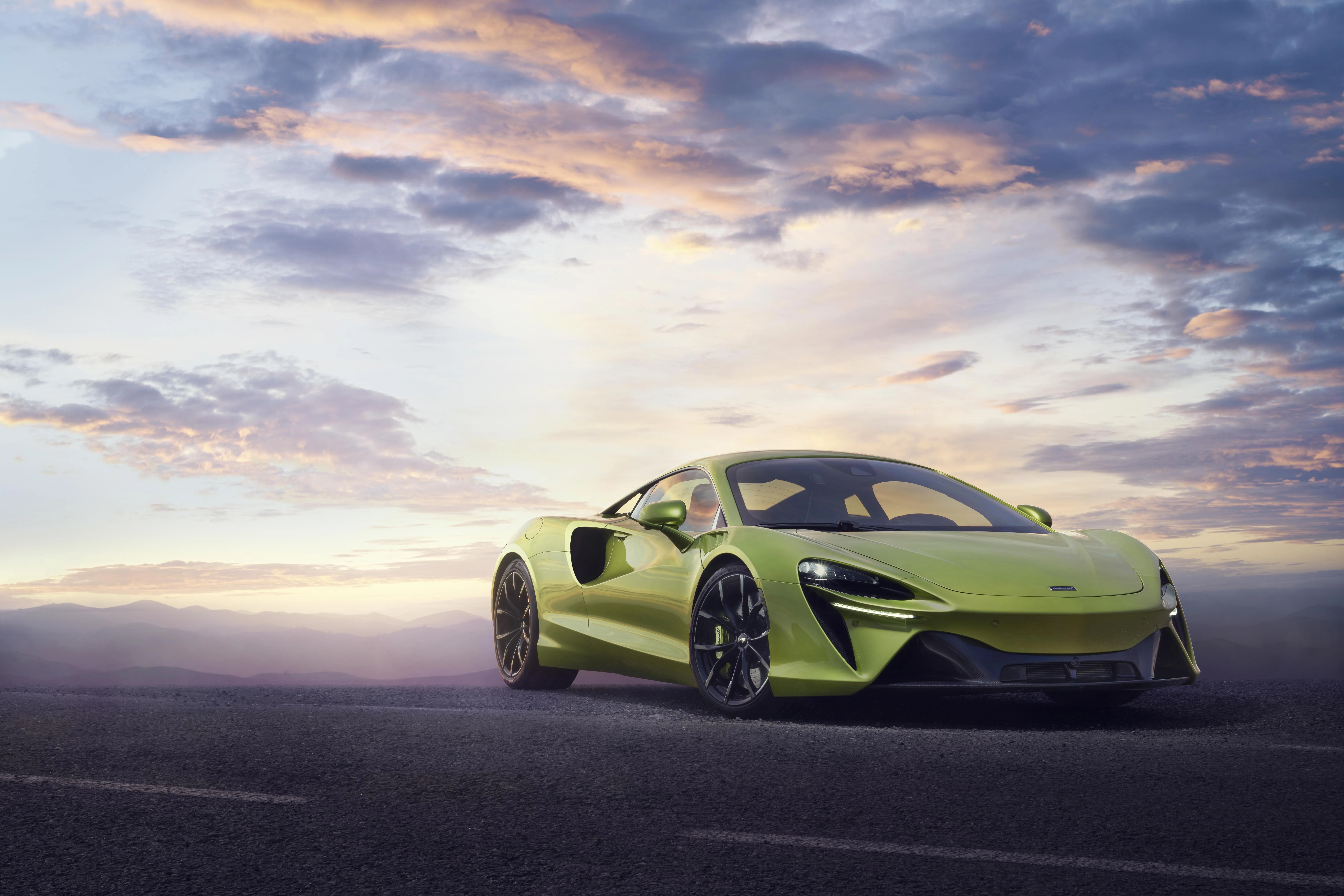 mclaren artura