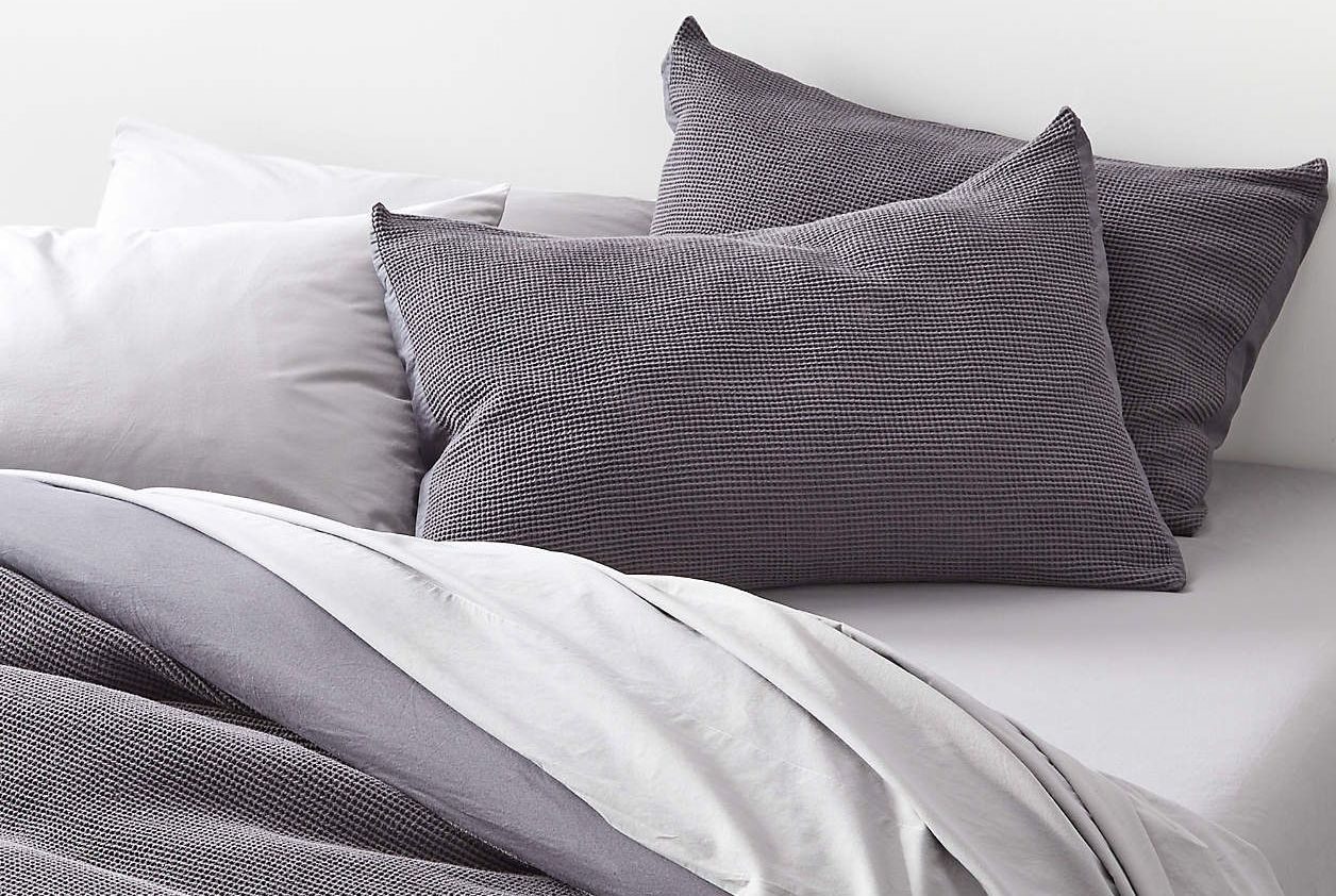 sheets and bedding