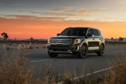 buy a kia telluride instead gear patrol slide 1