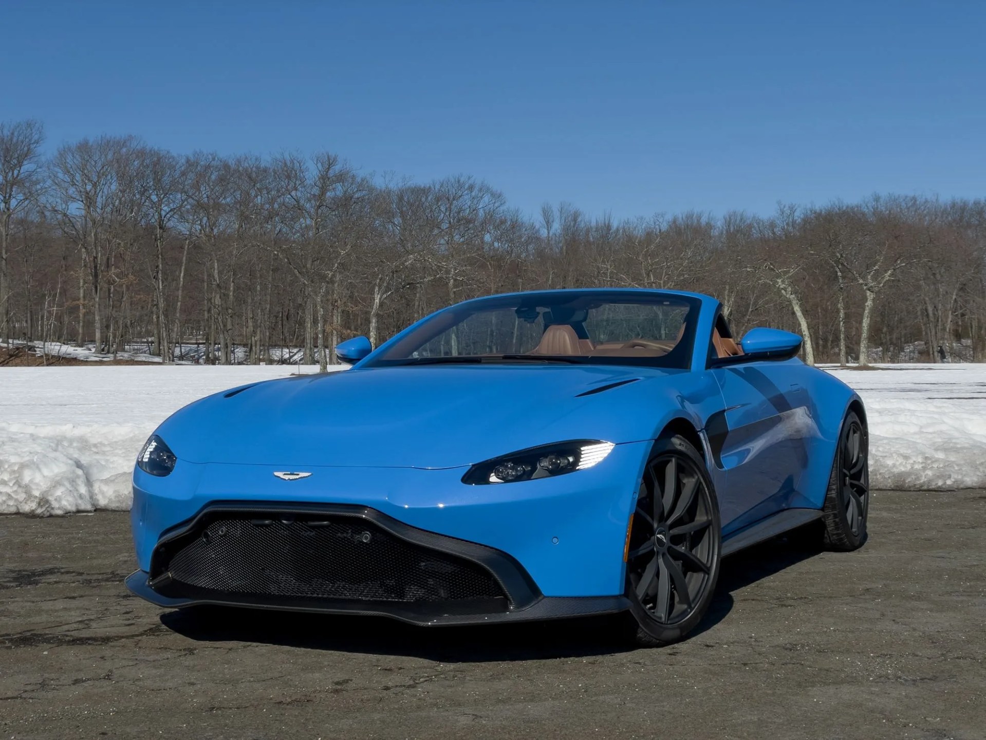2021 aston martin vantage roadster ceramic blue al copper leather in winter