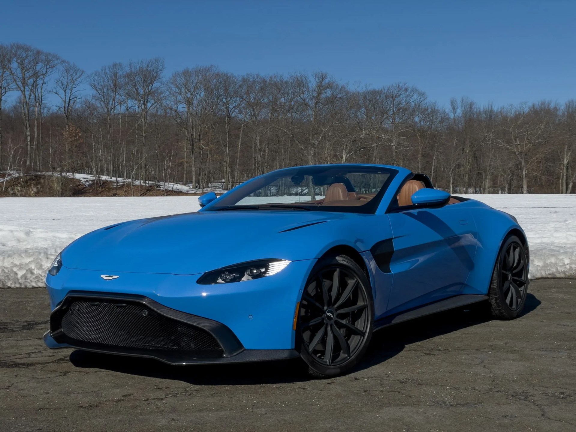 2021 aston martin vantage roadster ceramic blue al copper leather in winter