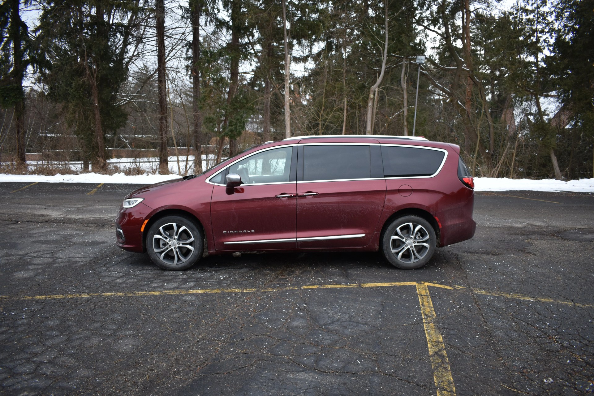 chrysler pacifica minivan