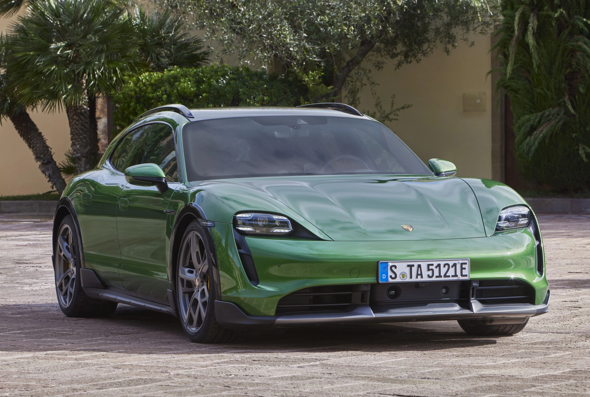 porsche taycan cross turismo 2021