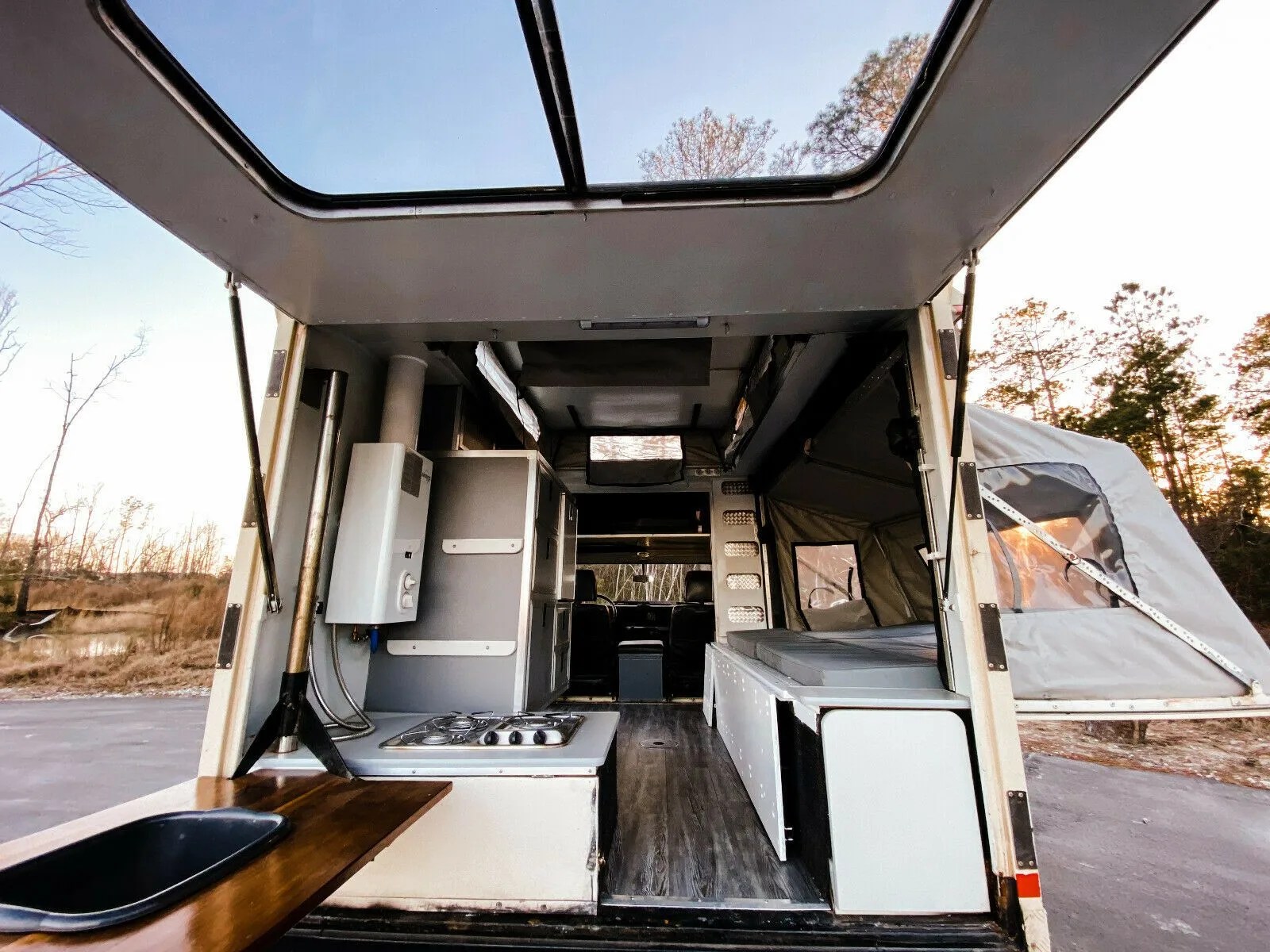 defender camper
