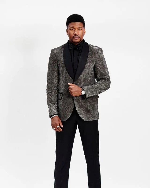 eli goree is seen in his award show look for the 27th annual screen actors guild awards on april 1, 2021 in los angeles