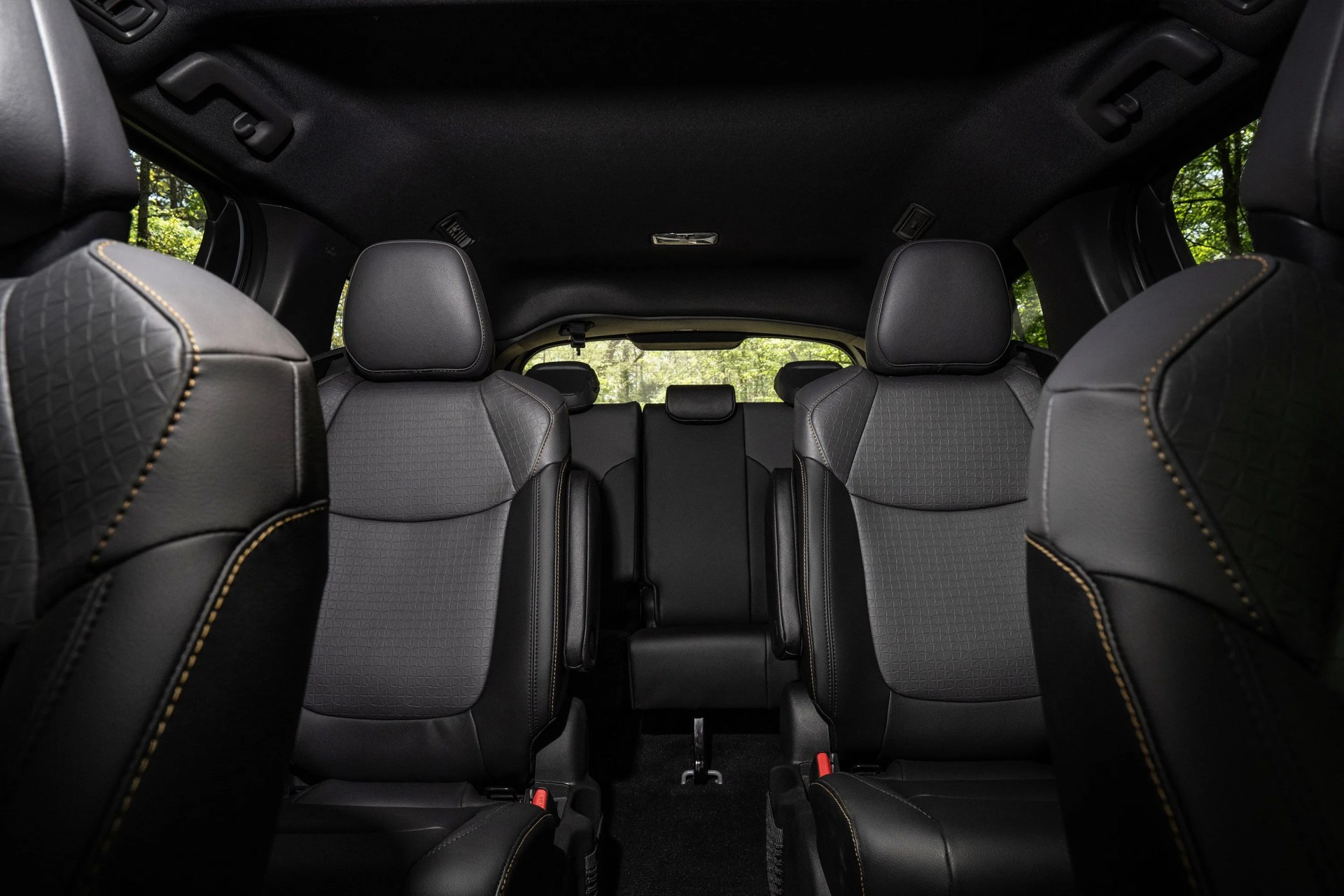 toyota sienna woodland inside