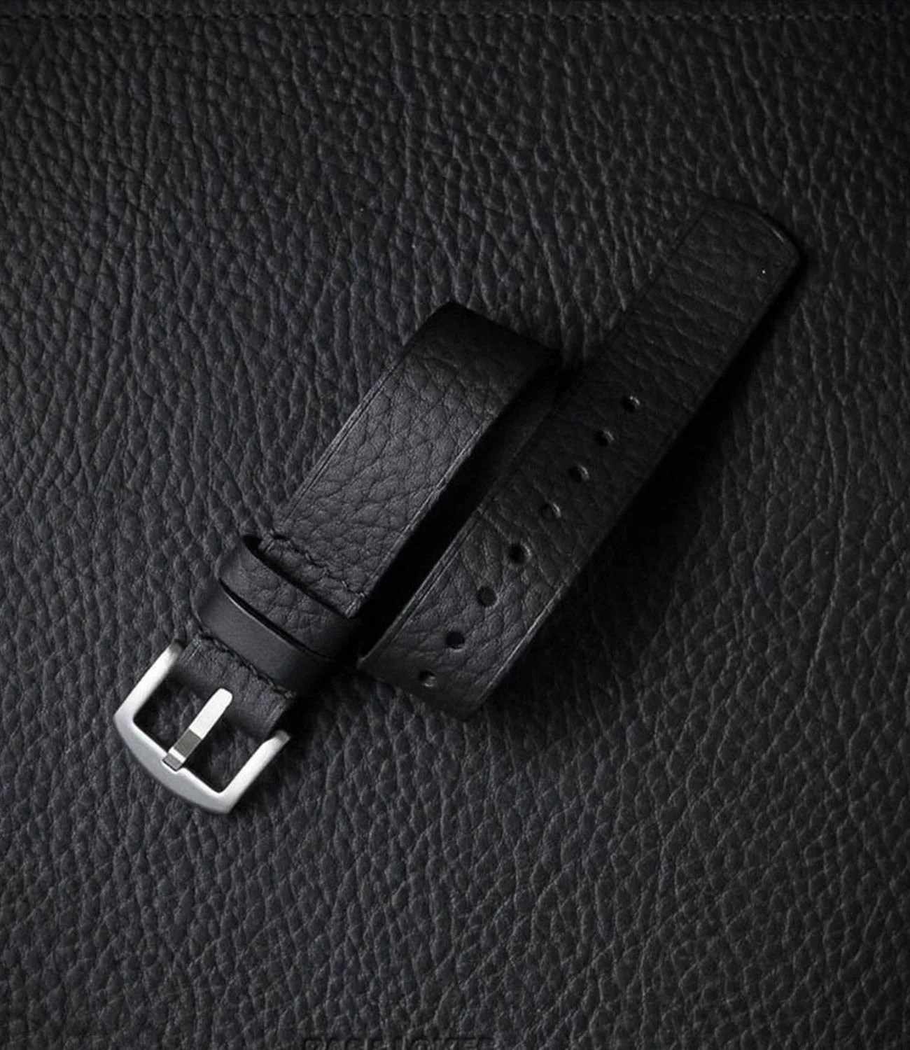 bas and lokes silas textured leather nato watch strap