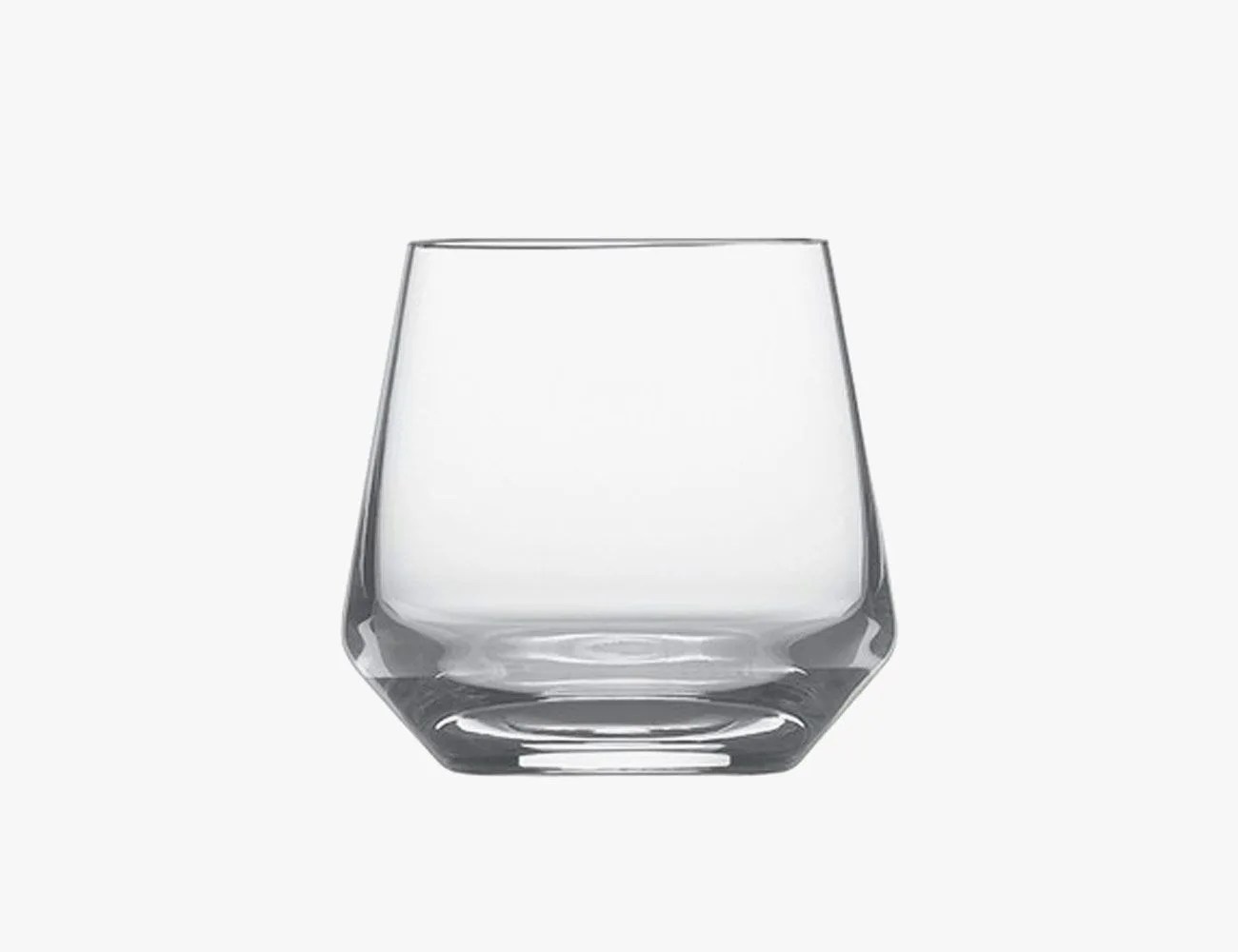 five whiskey glasses worth your pouring whiskey into gear patrol fortessa tableware solutions whiskey glass