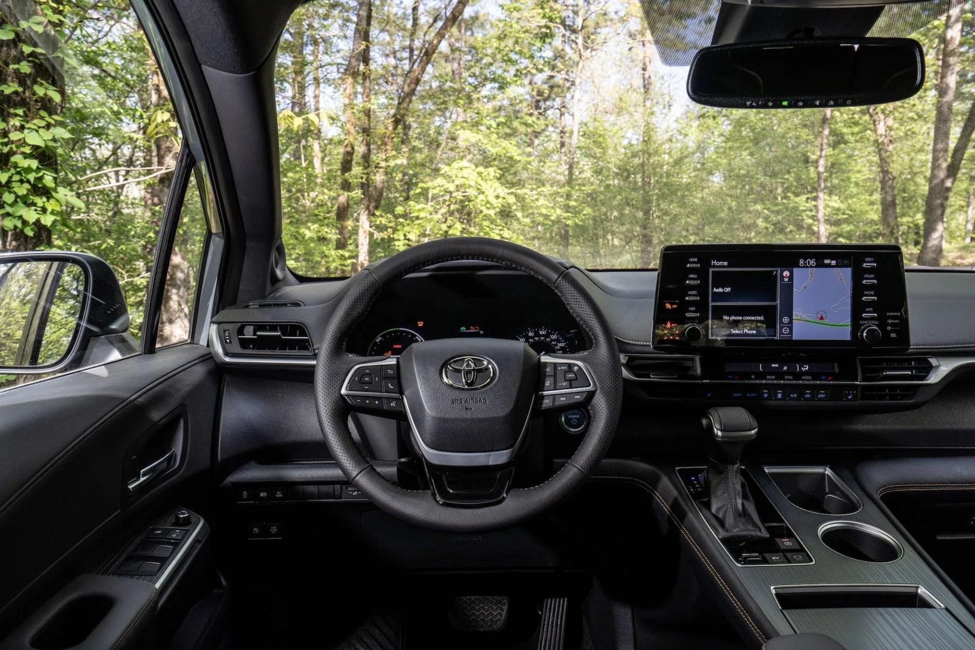 toyota sienna woodland edition