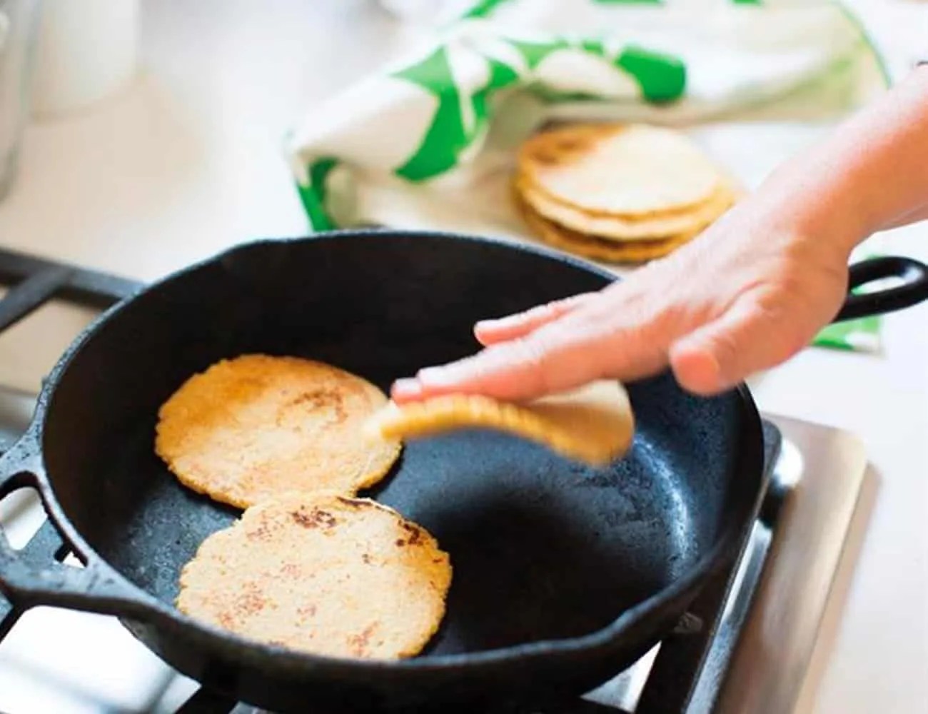 The-20-Best-Things-to-Cook-Cast-Iron-Skillet-Gear-Patrol-Corn-Tortillas