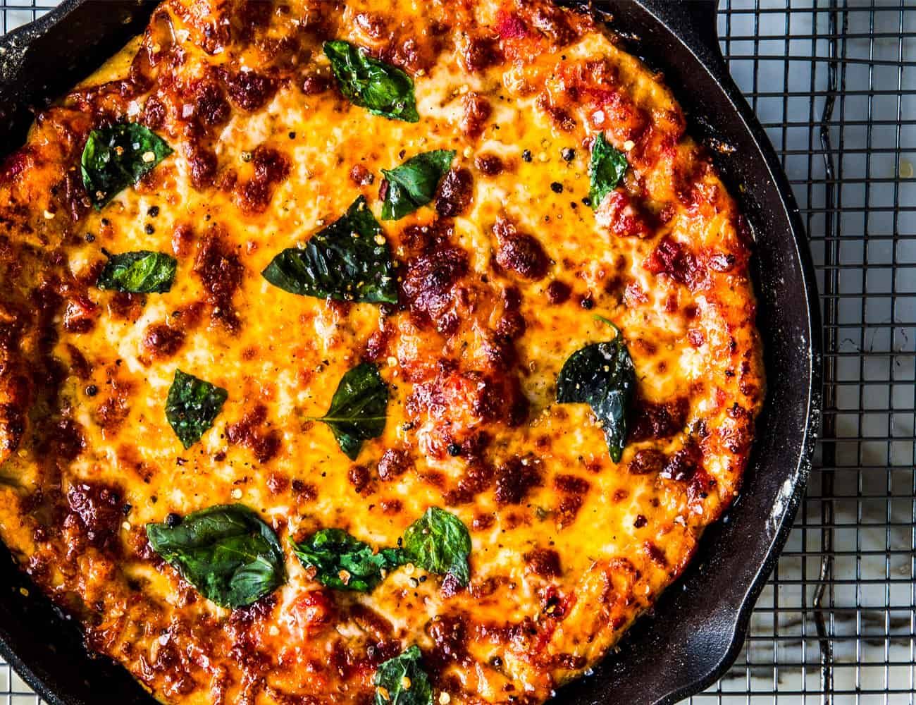 The-20-Best-Things-to-Cook-Cast-Iron-Skillet-Gear-Patrol-Pizza