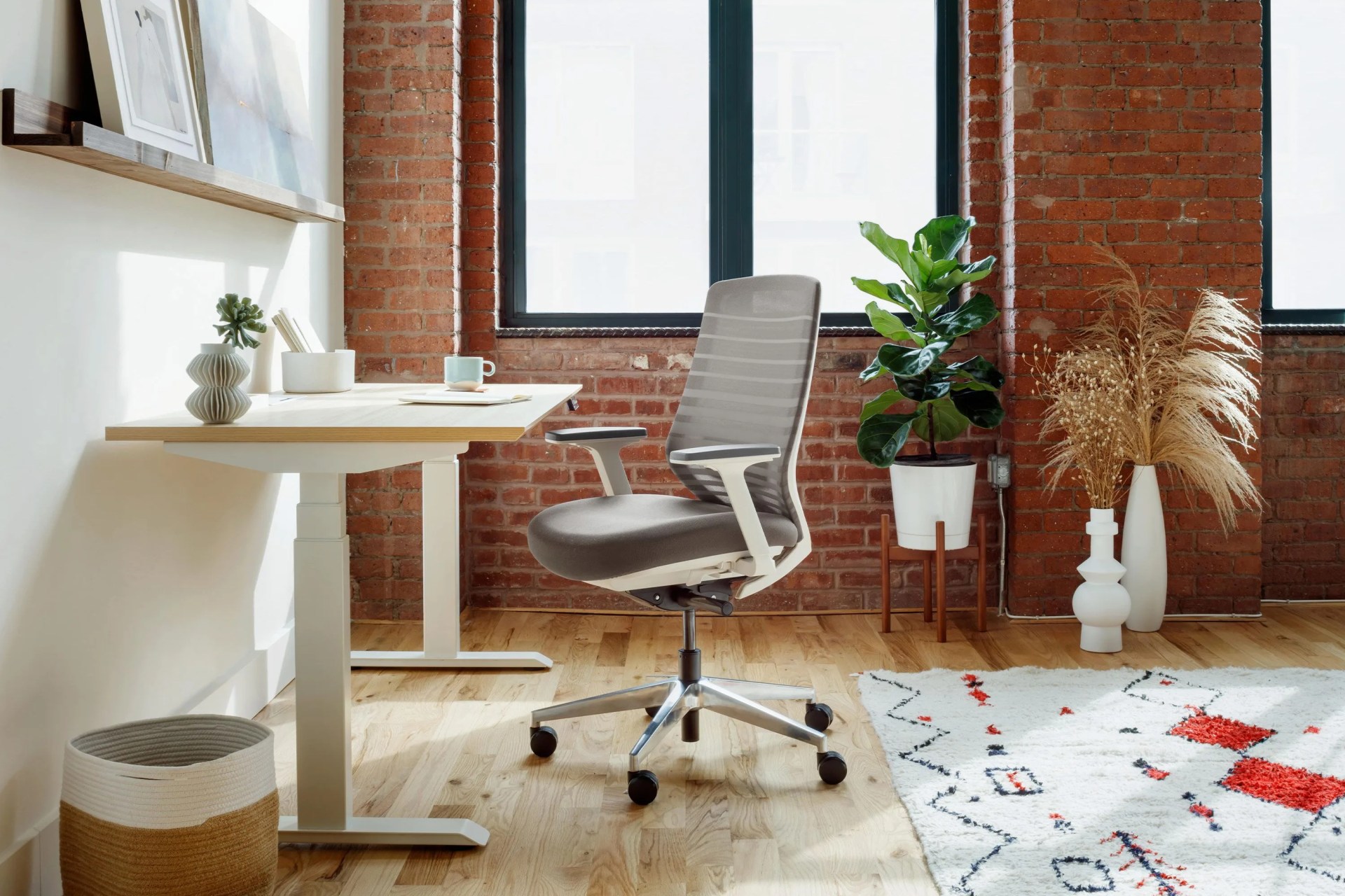 branch ergonomic chair