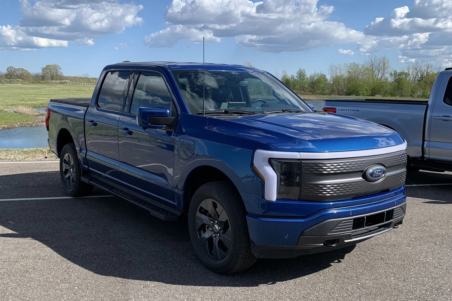 ford f 150 lightning