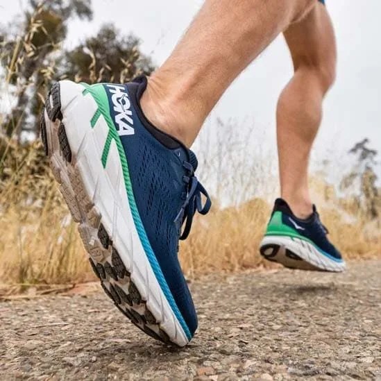 hoka one one clifton 7