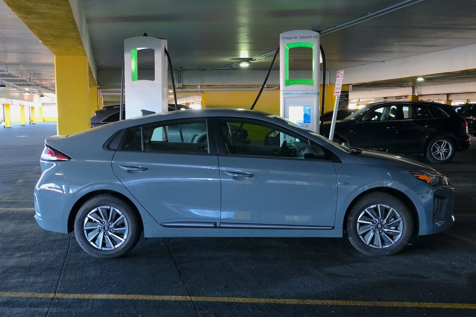 hyundai ioniq electric car new york city