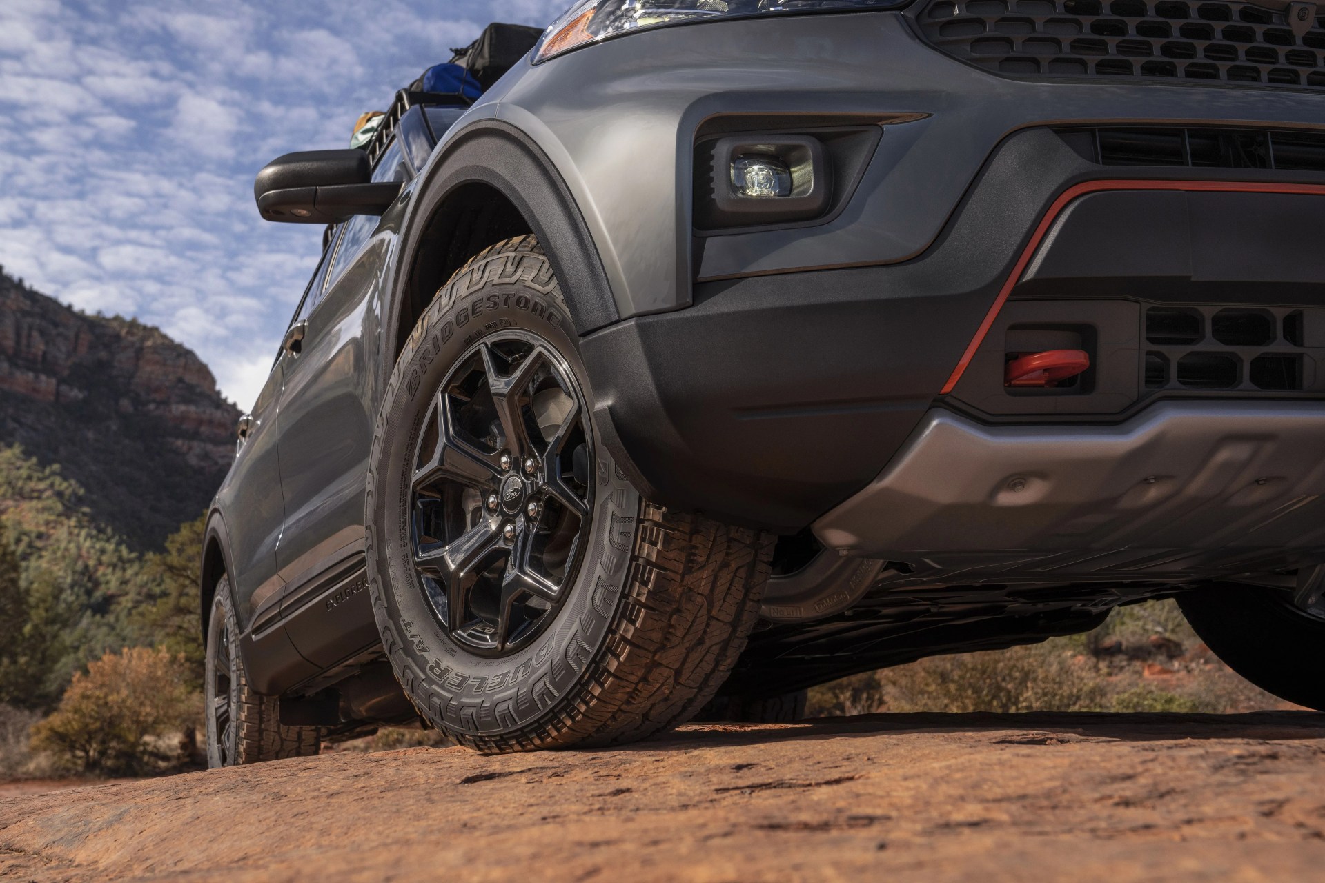 ford delivers on promise to offer more rugged, off road capable suvs and trucks by introducing the new explorer timberline the first timberline series ford suv gives customers more capable off road features for memorable weekend adventures with family and friends