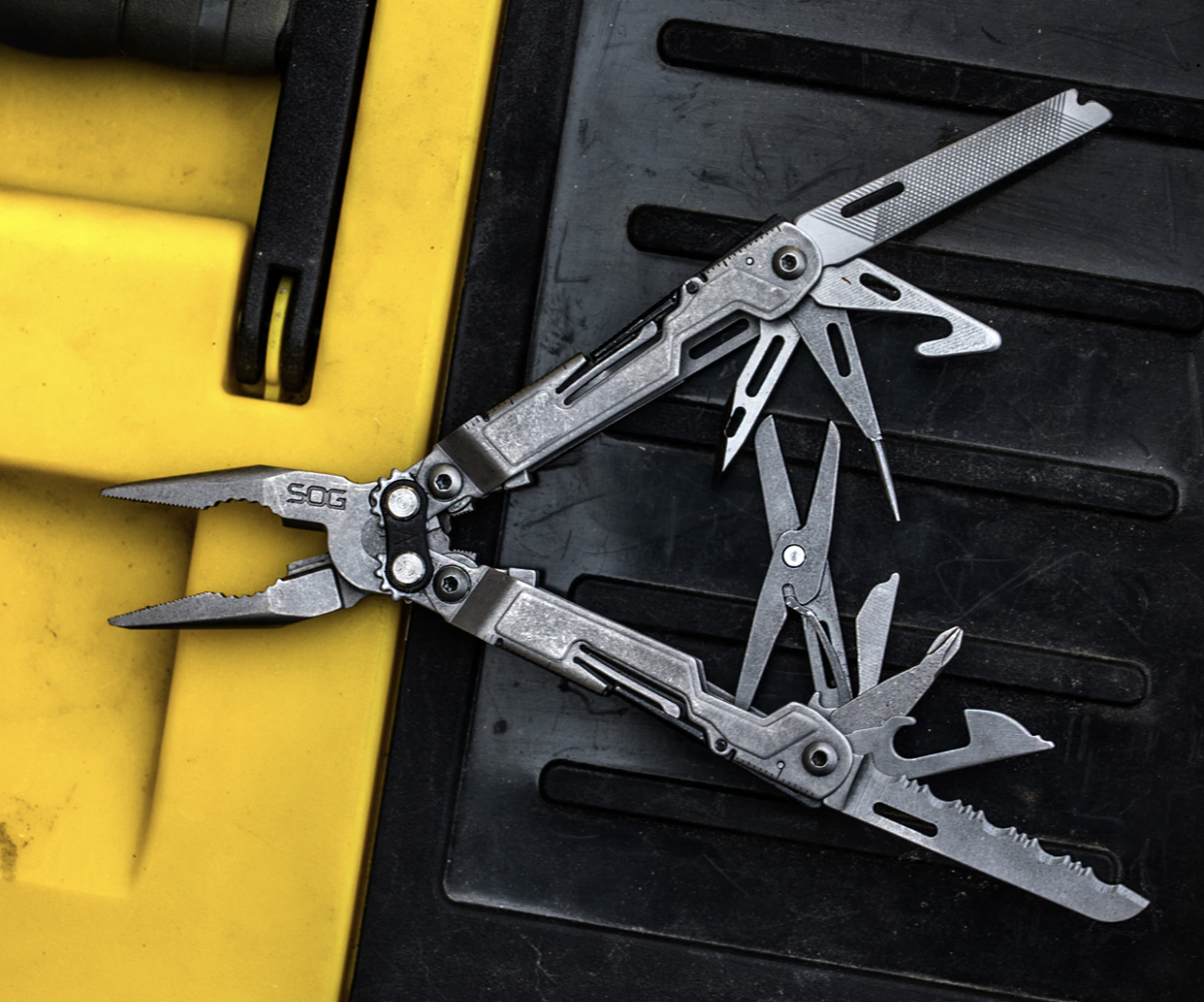 sog multi tool