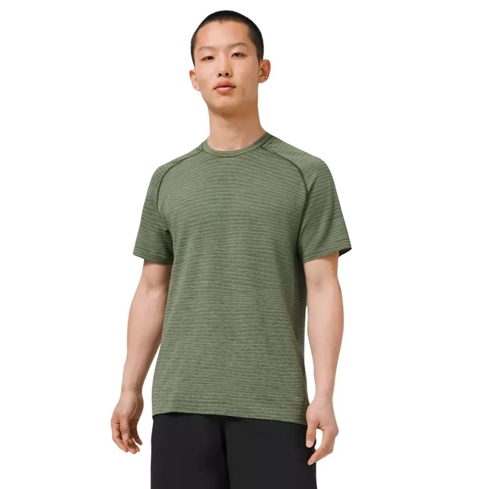 metal vent tech short sleeve 20